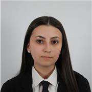 Estudiante universitaria de Educación Infantil que acabó bachillerato con una media de 9 en matemáticas aplicadas a las CCSS.